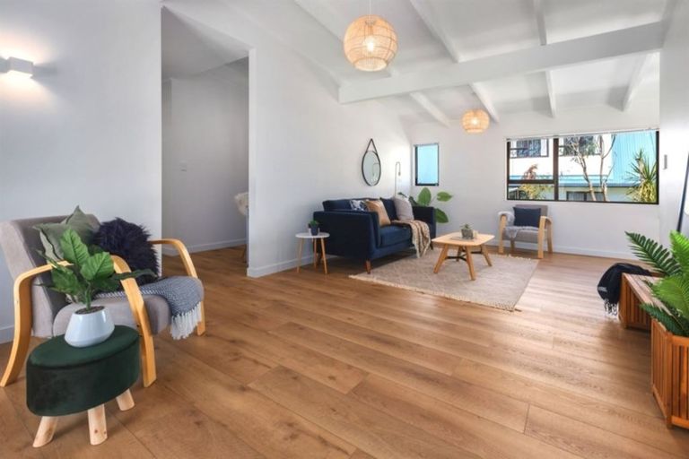 Photo of property in 2 Rainbow Court, Raumati South, Paraparaumu, 5032