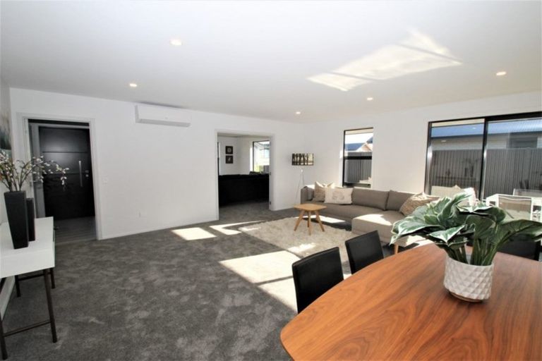 Photo of property in 38 Owhiro Avenue, Mosgiel, 9024