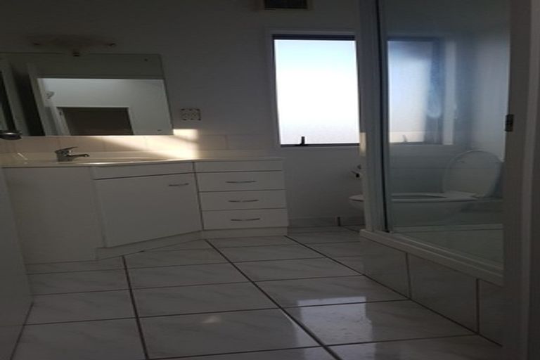 Photo of property in 5/1010 Colombo Street, St Albans, Christchurch, 8014