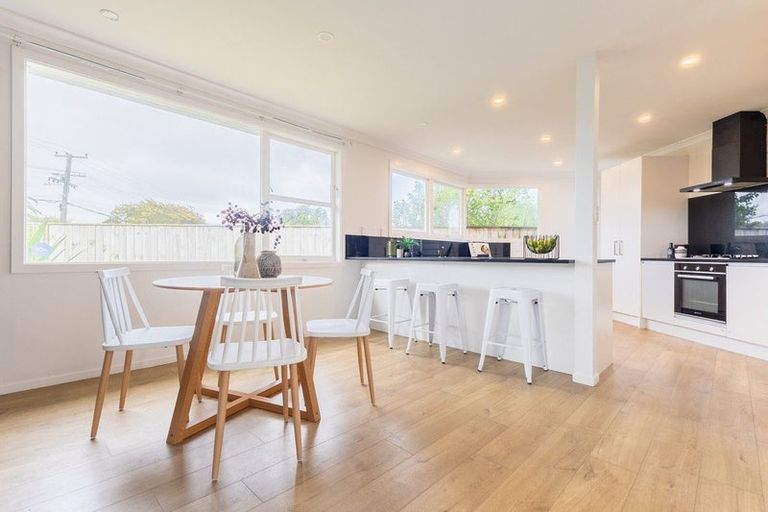 Photo of property in 49 Gray Avenue, Paraparaumu Beach, Paraparaumu, 5032
