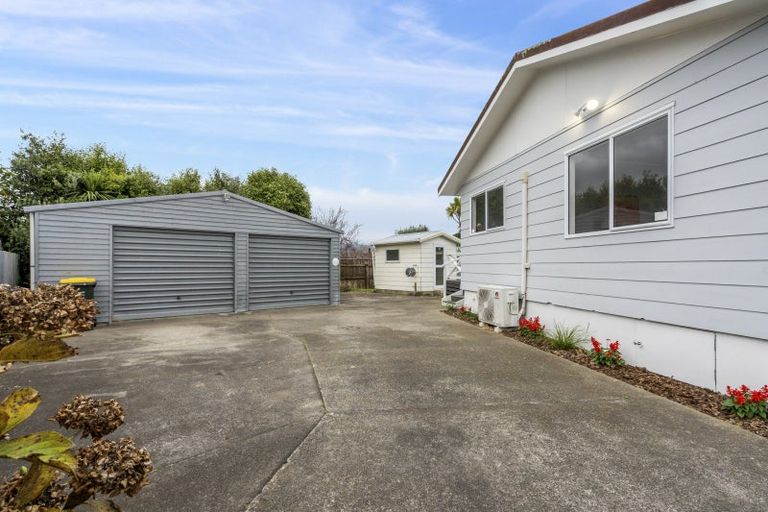 Photo of property in 49a Kings Drive, Levin, 5510