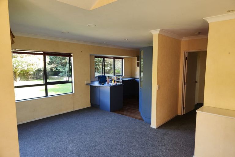 Photo of property in 112 Langdale Avenue, Paraparaumu, 5032