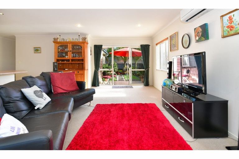 Photo of property in 69b Riverside Road, Orewa, 0931