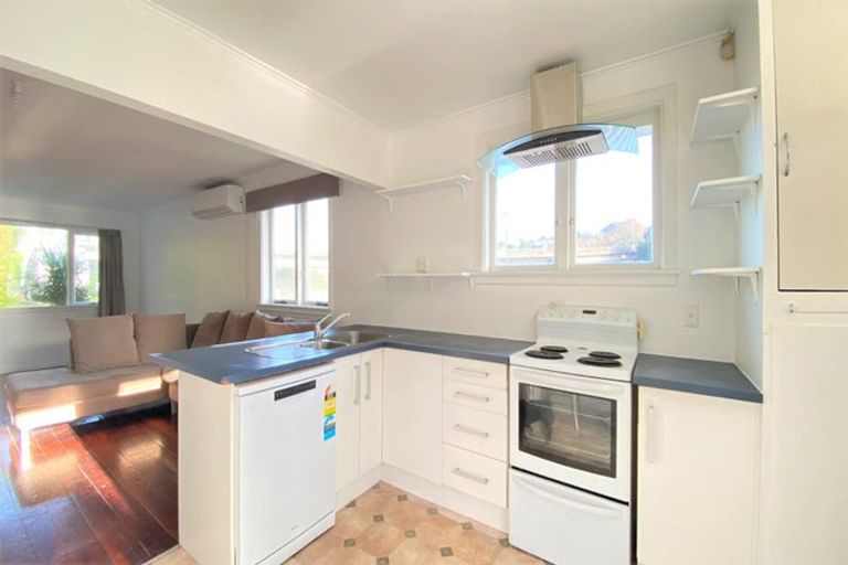 Photo of property in 27 New Bond Street, Kingsland, Auckland, 1021