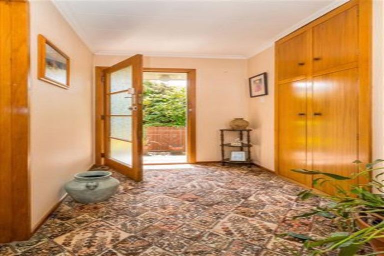 Photo of property in 38 Eastbourne Street, Caversham, Dunedin, 9012