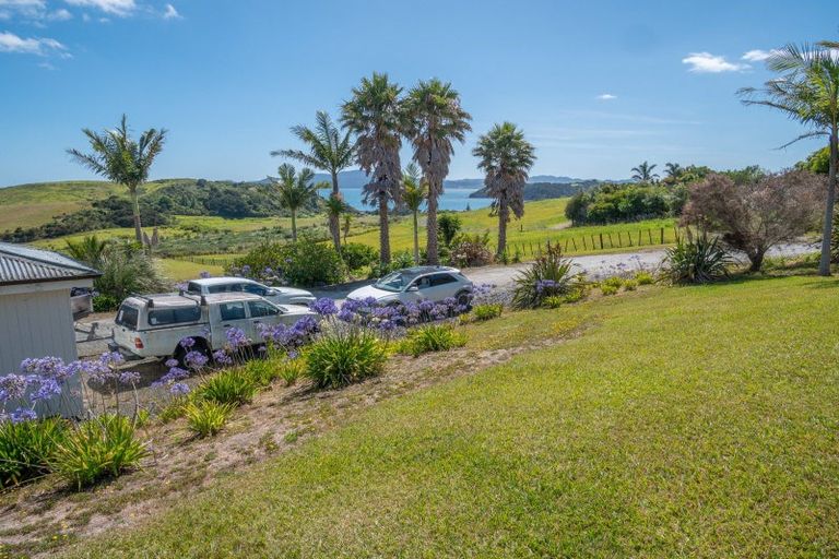 Photo of property in 38 Taipa View Road, Taipa, 0483