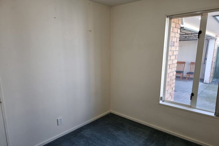 Photo of property in 12a Topham Lane, Hornby, Christchurch, 8042