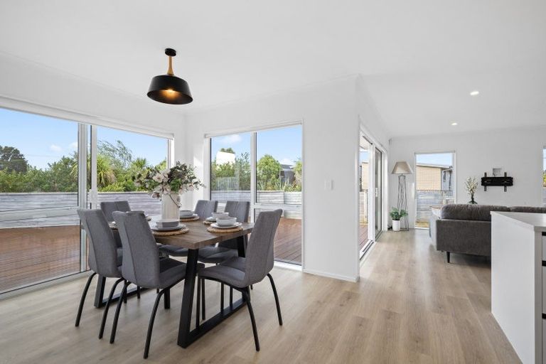 Photo of property in 13 O Ruamano Crescent, Pukekohe, 2120