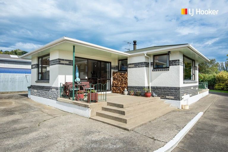 Photo of property in 18 Elizabeth Avenue, East Taieri, Mosgiel, 9024