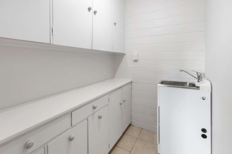 Photo of property in 83 Hinau Street, Castlecliff, Whanganui, 4501