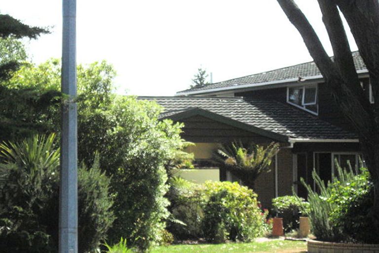 Photo of property in 314 Yaldhurst Road, Avonhead, Christchurch, 8042