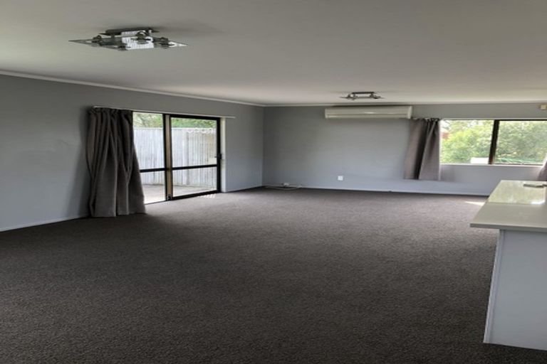 Photo of property in 1/86 Astley Avenue, New Lynn, Auckland, 0600