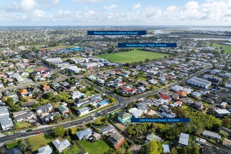 Photo of property in 19a Kelwyn Road, Kelston, Auckland, 0602
