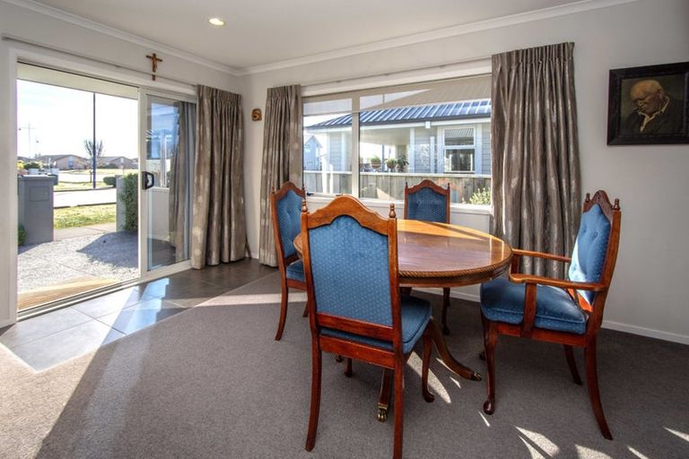 Photo of property in 69 Pegasus Boulevard, Pegasus, 7612