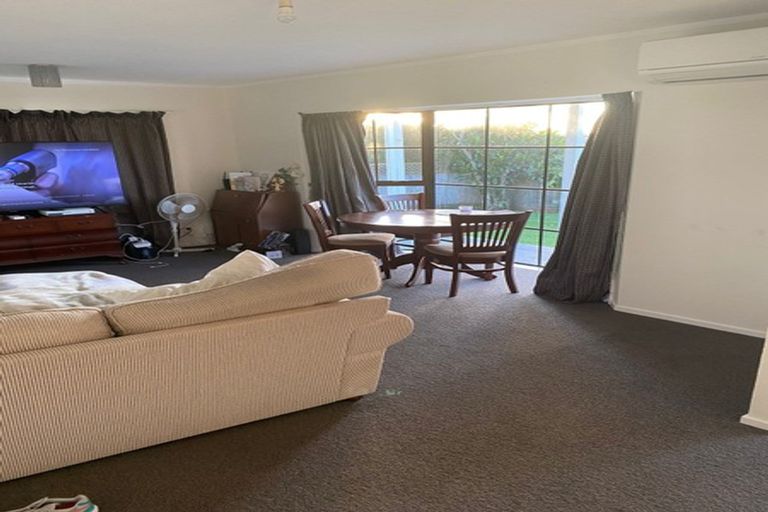 Photo of property in 6b Kentwood Drive, Woodridge, Wellington, 6037