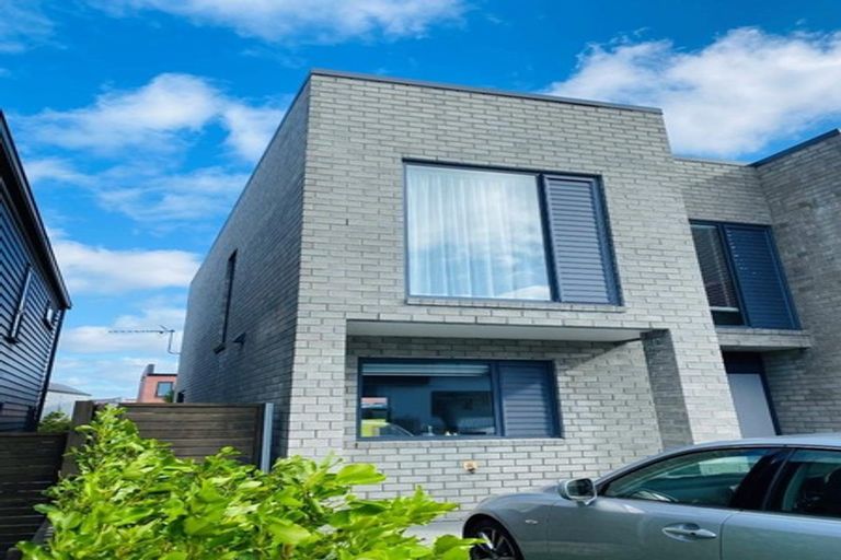 Photo of property in 16 Flounder Road, Hobsonville, Auckland, 0616