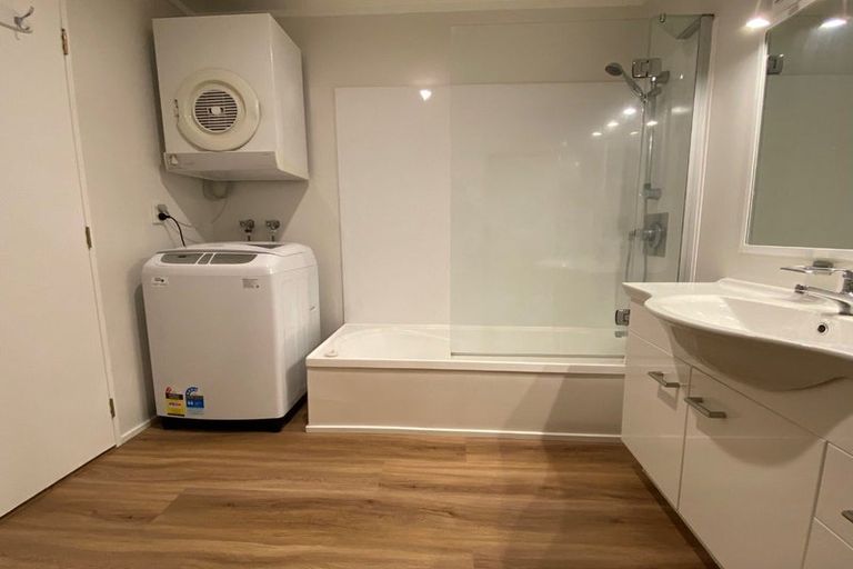 Photo of property in 25/8 Girton Terrace, Mount Cook, Wellington, 6021