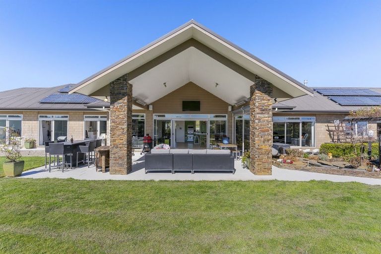 Photo of property in 35 Polo Lane, Whitford, Manurewa, 2576