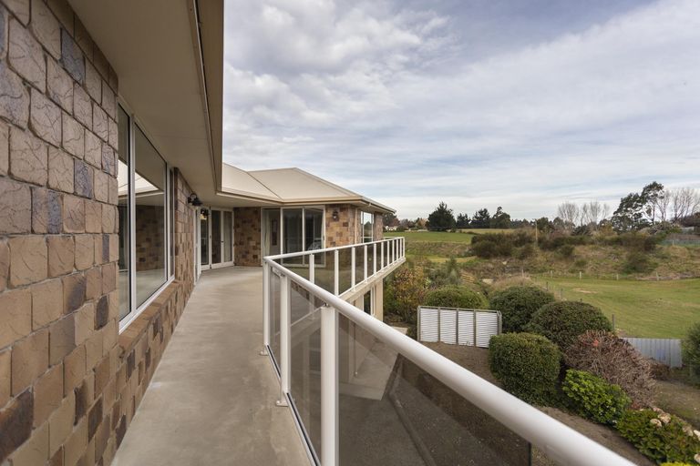 Photo of property in 15 Grove Avenue, Weston, Oamaru, 9401
