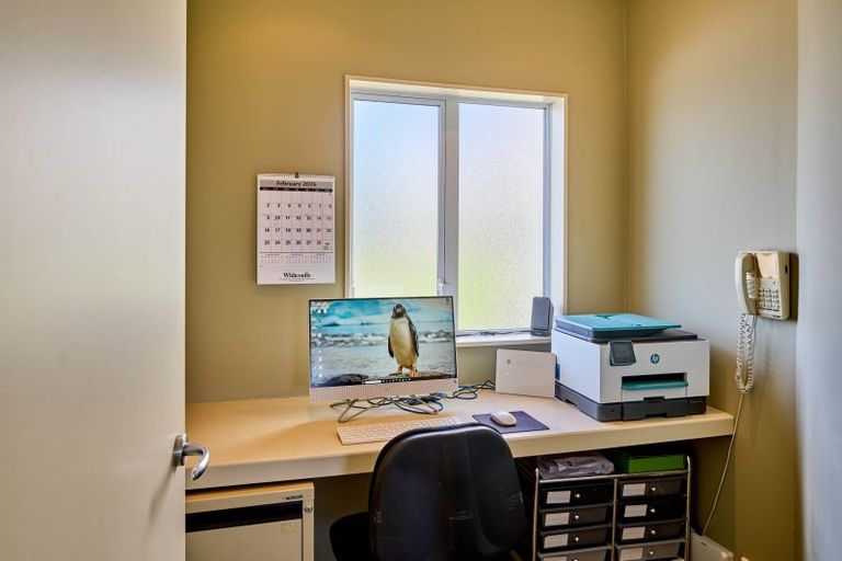 Photo of property in 14 The Crescent, Roseneath, Wellington, 6011