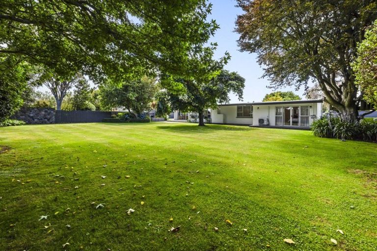 Photo of property in 326 South Road, Hawera, 4610