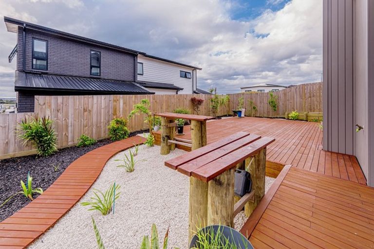 Photo of property in 48 Eighth View Avenue, Beachlands, Auckland, 2018