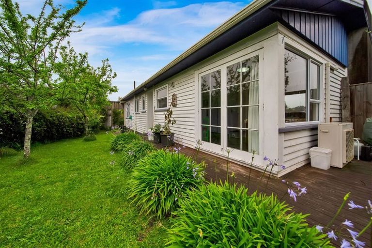 Photo of property in 23 Hua Street, Bell Block, New Plymouth, 4312