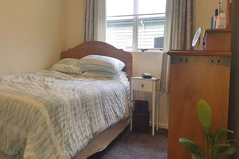 Photo of property in 81a Percy Kinsman Crescent, Riverstone Terraces, Upper Hutt, 5018