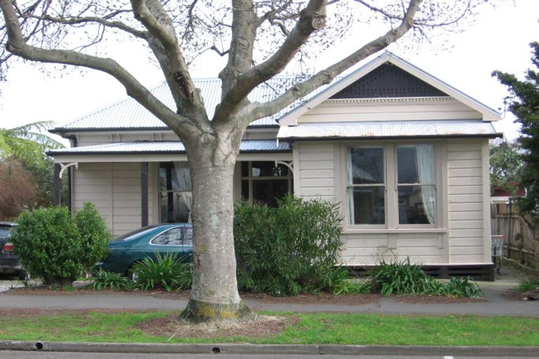 Photo of property in 30 Ada Street, Hokowhitu, Palmerston North, 4410