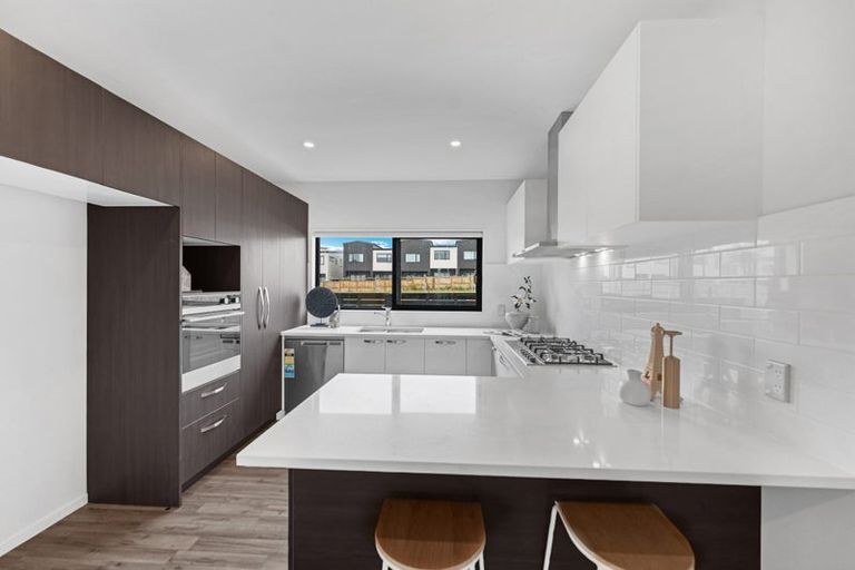 Photo of property in 12 Artemis Way, Flat Bush, Auckland, 2019