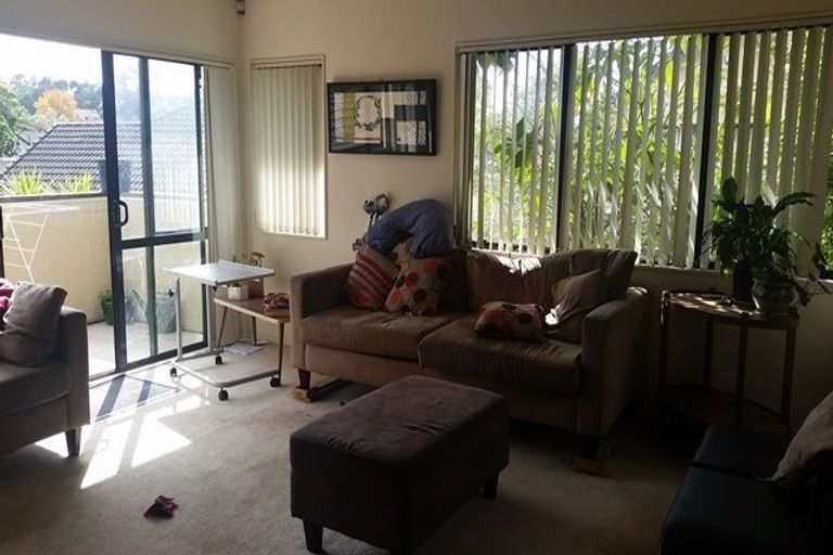 Photo of property in 17c Langana Avenue, Browns Bay, Auckland, 0630