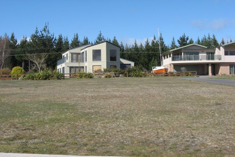 Photo of property in 95 Kahotea Drive, Motuoapa, 3382