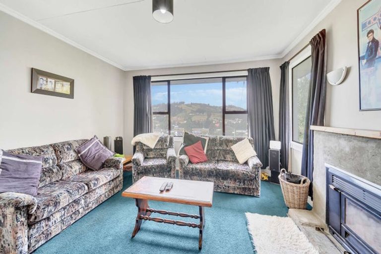 Photo of property in 54 Waldron Crescent, Green Island, Dunedin, 9018