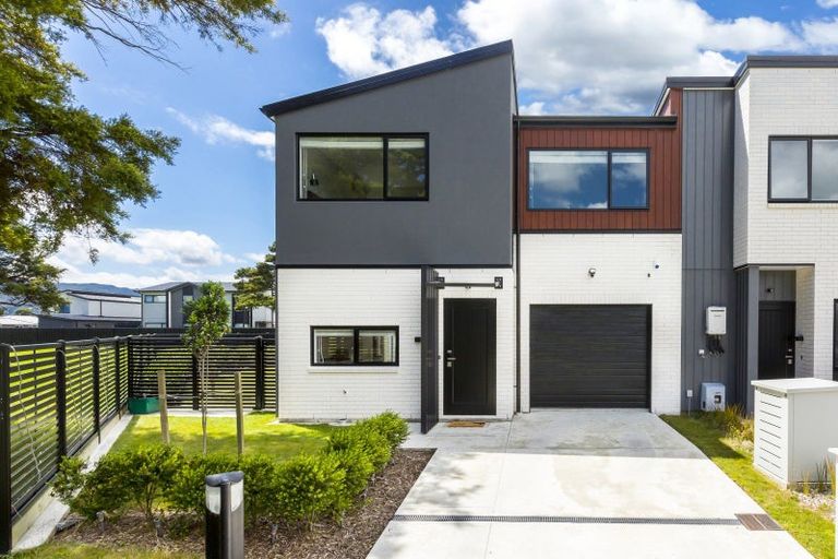 Photo of property in 80 Mawai Hakona Drive, Wallaceville, Upper Hutt, 5018