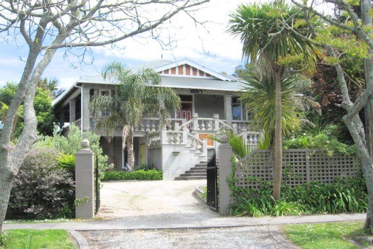 Photo of property in 16 Russell Street, Whataupoko, Gisborne, 4010