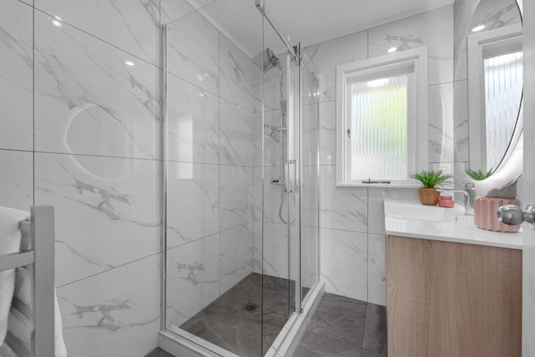 Photo of property in 9 Bunnythorpe Road, Papakura, 2110