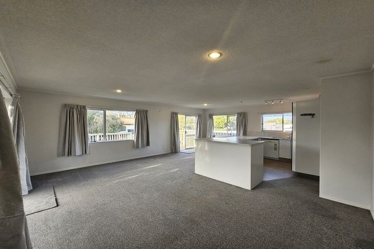 Photo of property in 1313 Papamoa Beach Road, Papamoa Beach, Papamoa, 3118