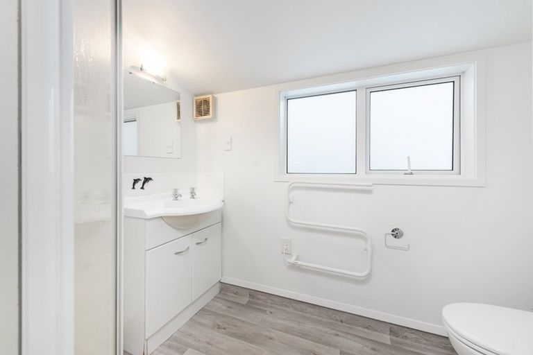 Photo of property in 5a Aaron Place, Brookfield, Tauranga, 3110