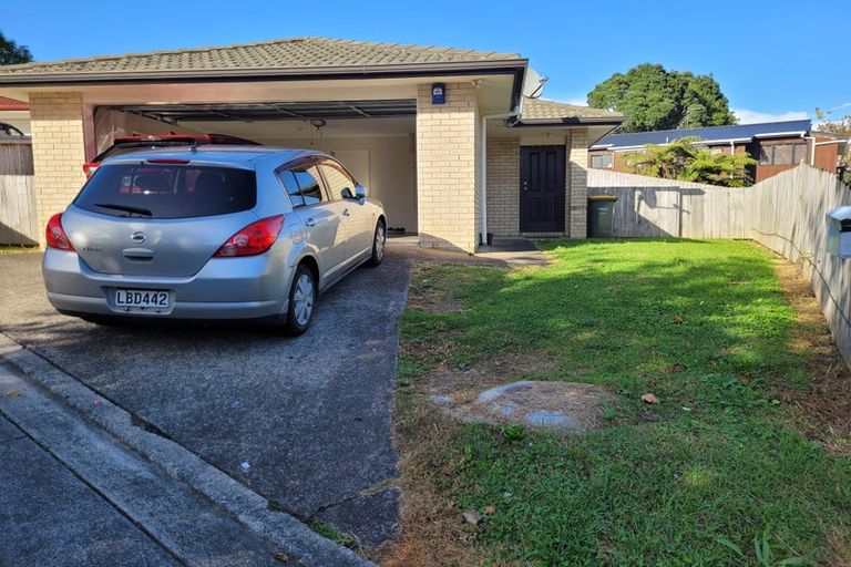 Photo of property in 57b Sabulite Road, Kelston, Auckland, 0602