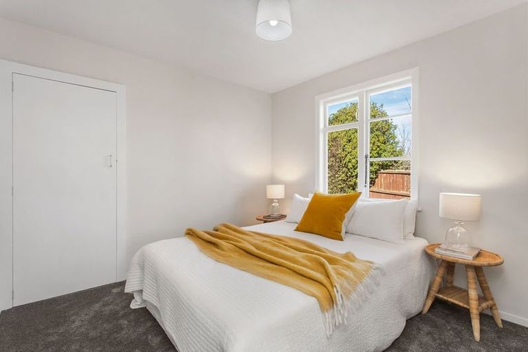 Photo of property in 12 Wildwood Avenue, Wainoni, Christchurch, 8061