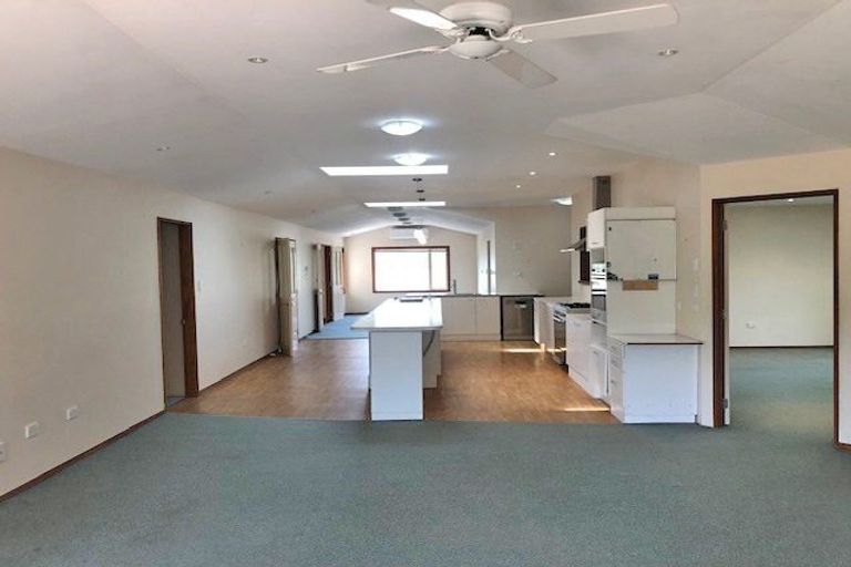 Photo of property in 32 Hamptons Road, Prebbleton, Christchurch, 7674