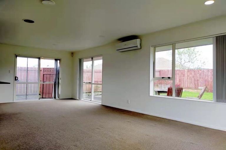 Photo of property in 14 Mark Carter Place, Flat Bush, Auckland, 2019