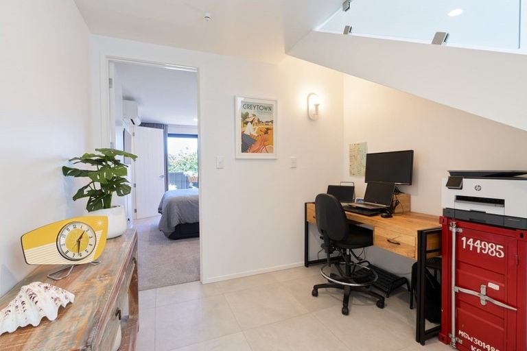 Photo of property in 607 Marine Parade, Napier South, Napier, 4110