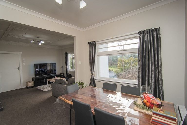 Photo of property in 74 Douglas Street, Highfield, Timaru, 7910