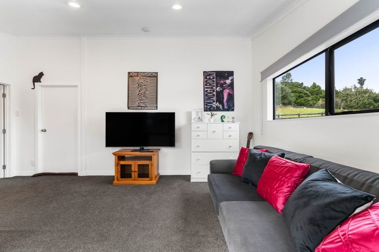 Photo of property in 63a Farquharson Road, Ararimu, Papakura, 2583