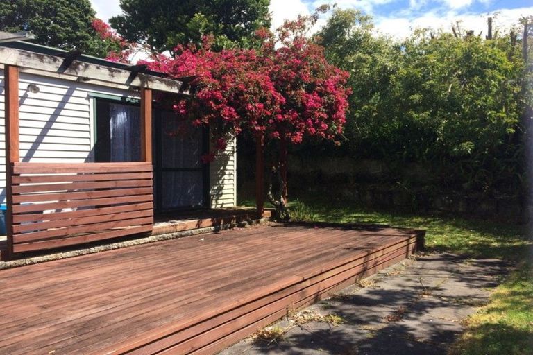 Photo of property in 27 Lorna Street, Lynmouth, New Plymouth, 4310