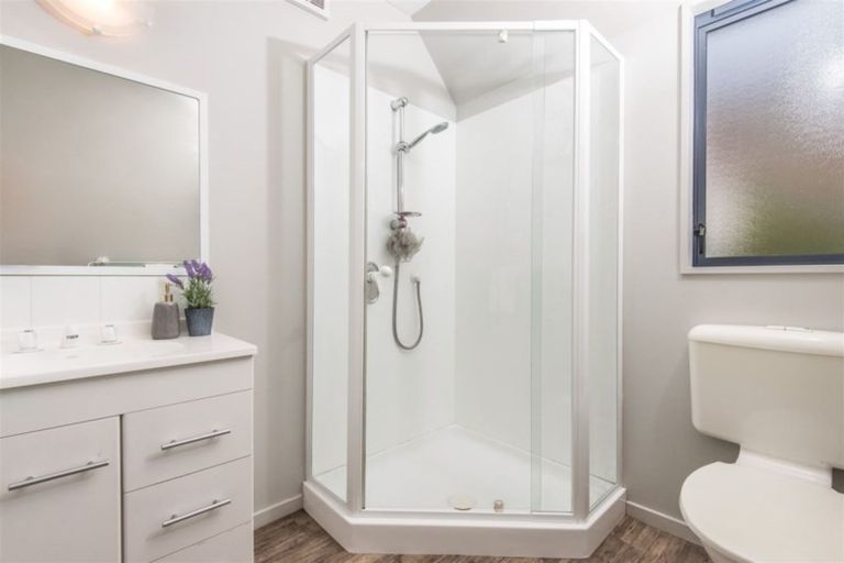 Photo of property in 2/6 Earp Street, Johnsonville, Wellington, 6037