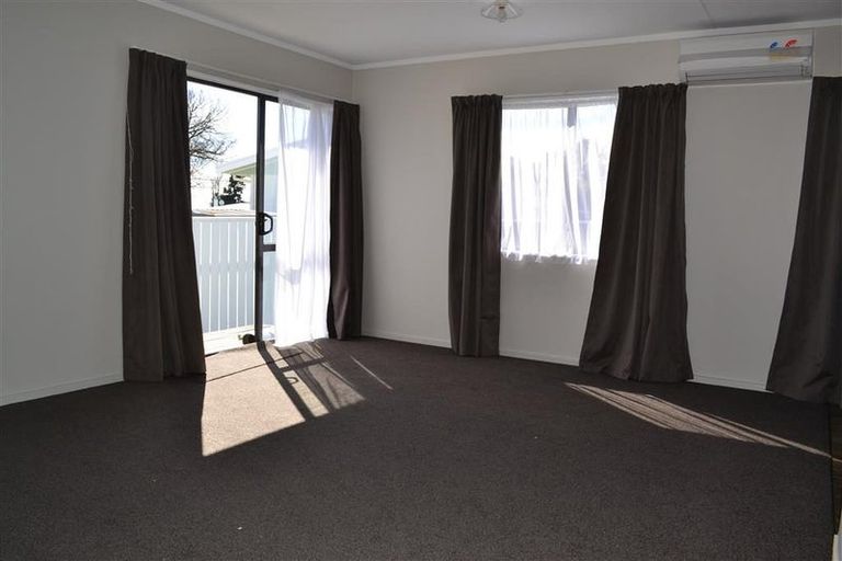 Photo of property in 13a Adkin Avenue, Levin, 5510