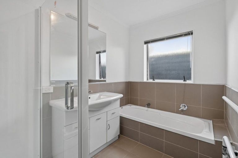 Photo of property in 61c Queen Road, Bellevue, Tauranga, 3110