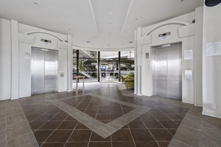 Photo of property in The Rennaissance, 4g/18 Ronwood Avenue, Manukau, Auckland, 2104